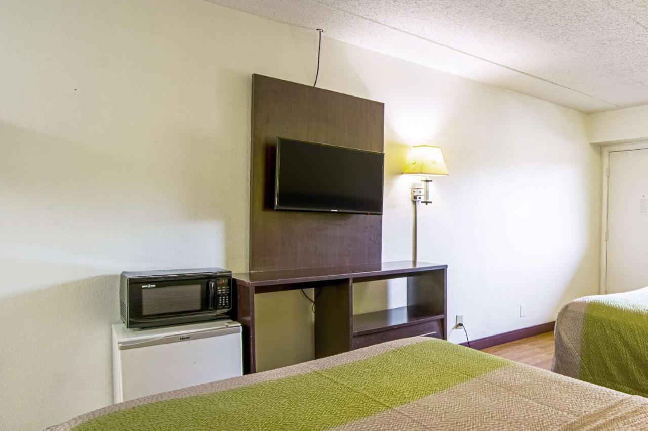 Motel 6-Charlotte, Nc - Airport Ngoại thất bức ảnh